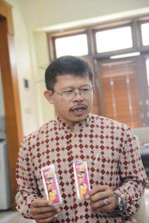 Prof Ahmad